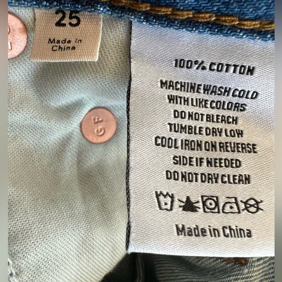 GRLFRND JEANS - Picture 12 of 12